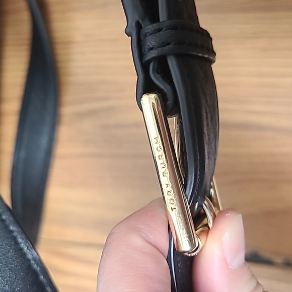 Tory Burch Plaque Meyer Pebbled Leather Convertible Satchel Bag - Picture 9 of 12